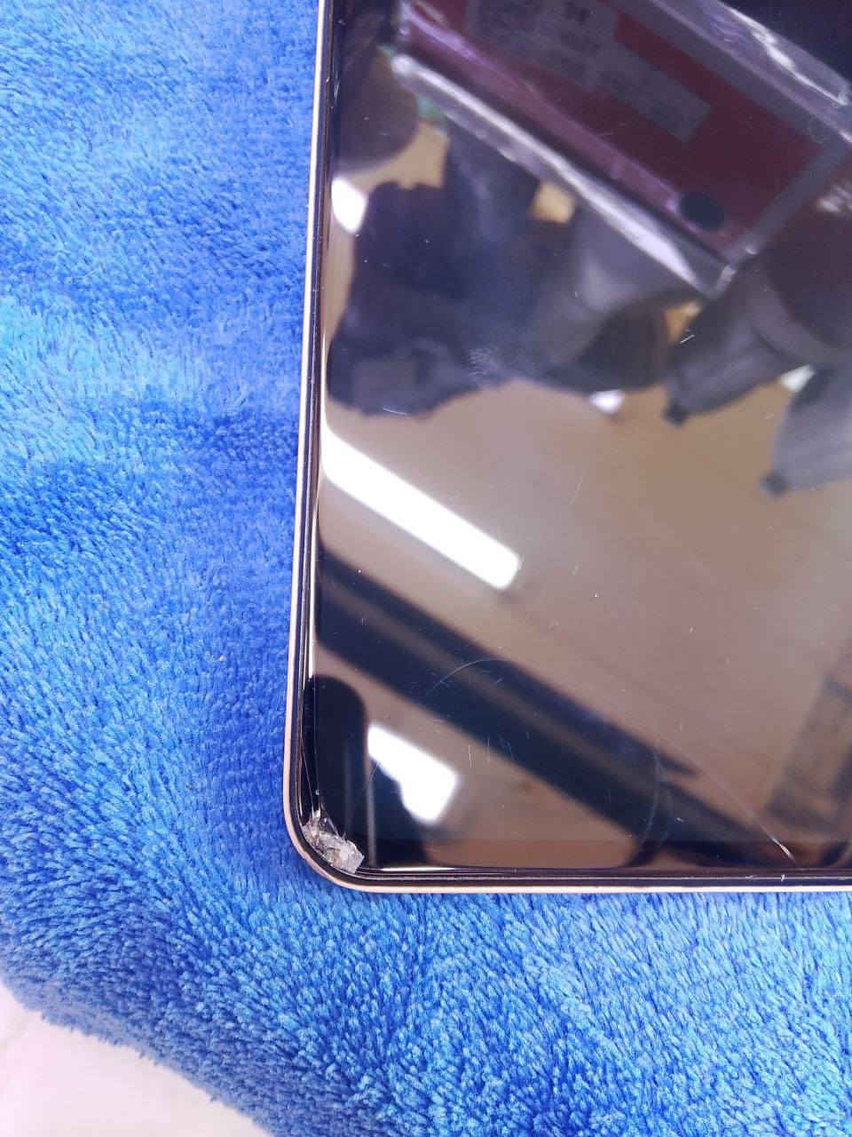 جهاز لبيع رايدمي 12+5g
ذاكره 512 
جهاز بيه فطر بسيط  مثل ماواضح بصوره 
سعر 190 وبيه مجال 
لمراسله واساب *********** 
او ماسنجر
