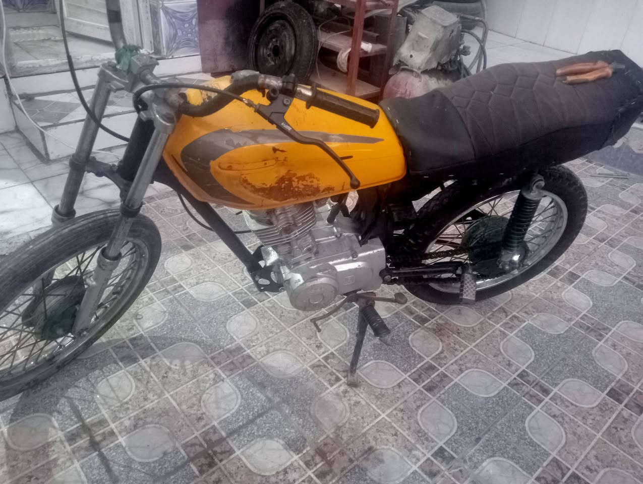 دراجه ايراني  مكاني القرنه الشرش ب ٢٢٥
***********
