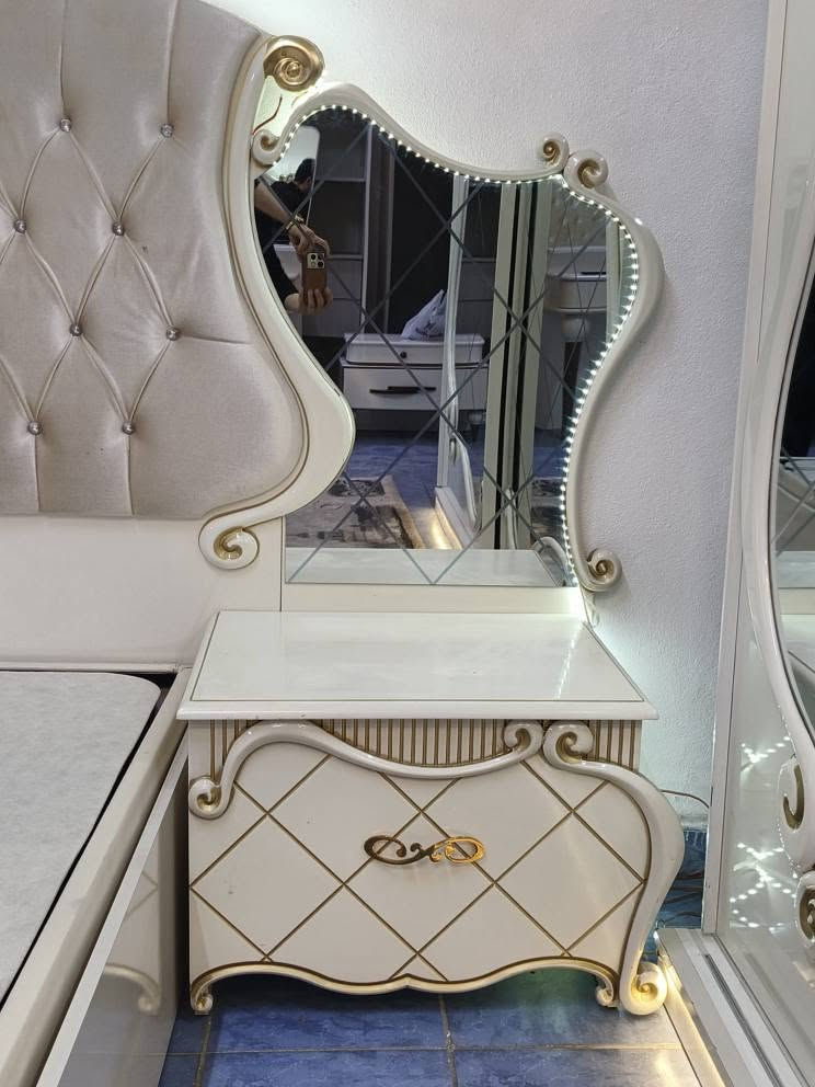 غرف نوم مستعملة نضيفة 💯 للتواصل 05456572581 Fatih, İstanbul


**إذا كنت صاحب هذا الإعلان وتريد حذفه لأي سبب، رجاءا أرسل رسالة إلى الدعم الفني**