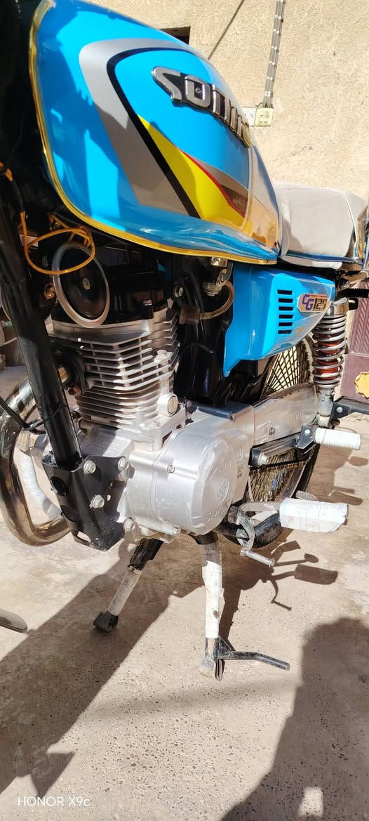 ماطور اربعه كير للبيع ماطور كامل ما عايز له اي شغله السعر على الخاص ***********
