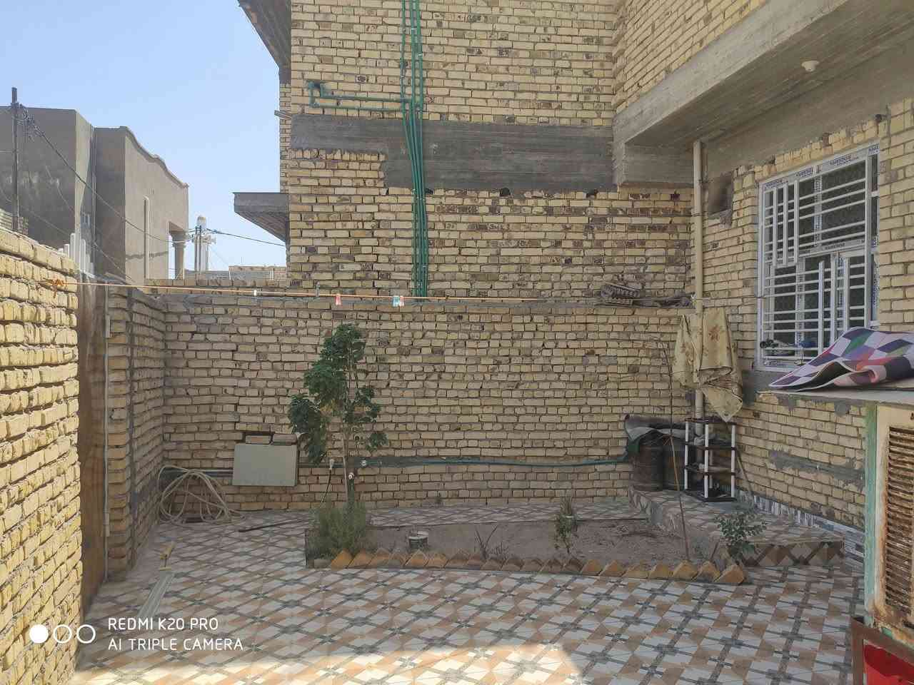 للبيع
دار سكني طابو صرف مساحته 290 متر يقع في حي خرباط خلف الإمام خلف مول العذاري
 بالشارع الفرعي يبعد حوالي 150 متر عن الامام ......بناء حديث يحتوي على 

 2 غرف نوم و3 مجمعات صحيه

 صاله ضيوف و صاله للعائله

 مطبخ حار وبارد 

للعلم مطلوب سلفة مبادره تقريبا 70 مليون 

يباع حسب الاتفاق 

للاستفسار الاتصال على الرقم 

***********

***********

او مراجعه مكتب الوادي للعقار بشارع السياحي خلف الإمام
