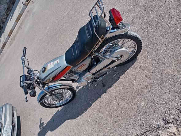 سلام عليكم دراجه للبيع تايكر موديل 23 كهربائيات شغاله محرك مامفتوح ختومات شركه بعدها أوراق بي وحده الاصليه *********** هاذه خابرني عليه *********** هاذه بي واتساب السعر 480وبي مجال لطيبين
