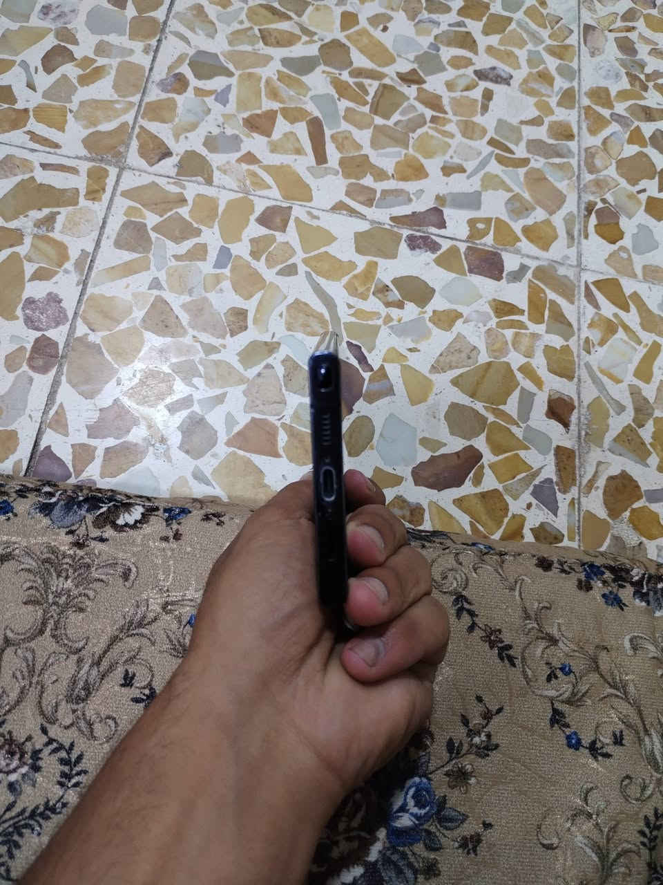 السلام وعليكم
جهاز
 Galaxy S23 Utra
الجهاز فول نضافه 100/100
معروف الجهاز بطاريه عملاقه 5000مللي امبير 

ذاكره 250
دبل سيم 
الجهاز ماصارله شي من اخذته لل امانه
ابيع بدون كارتون بدون شاحنه 
لل تواصل ***********بي وتساب
