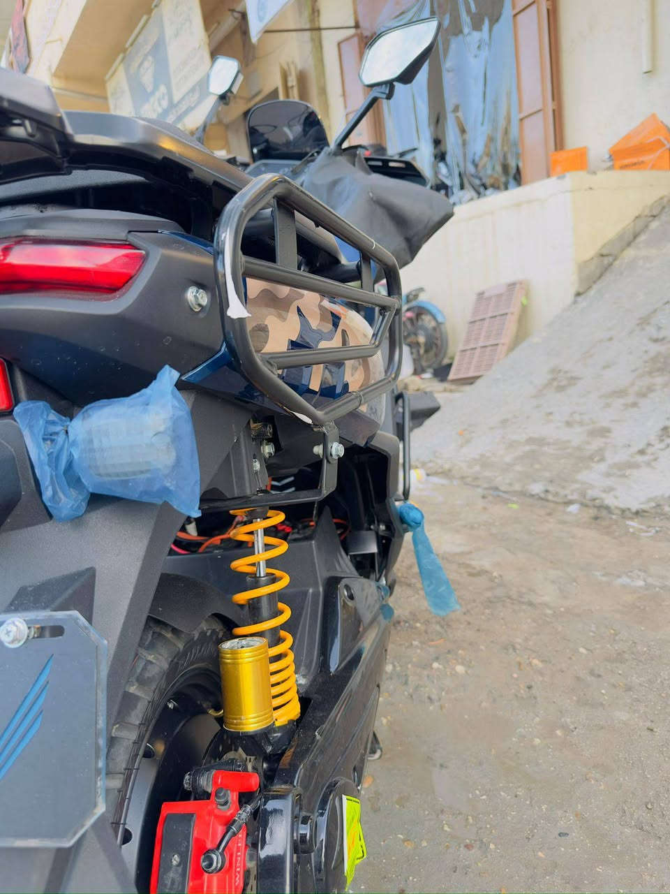 مكلف بل نشر
للبيع موطور شحن اباجي ٢٠٢٥ 6 بطاريات مسطره 
موطور مستخدم شهر نضيف وكهربائياته كله شغاله 
السعر  1175  مليون و١٧٥ وبي مجال 
للتواصل ***********
