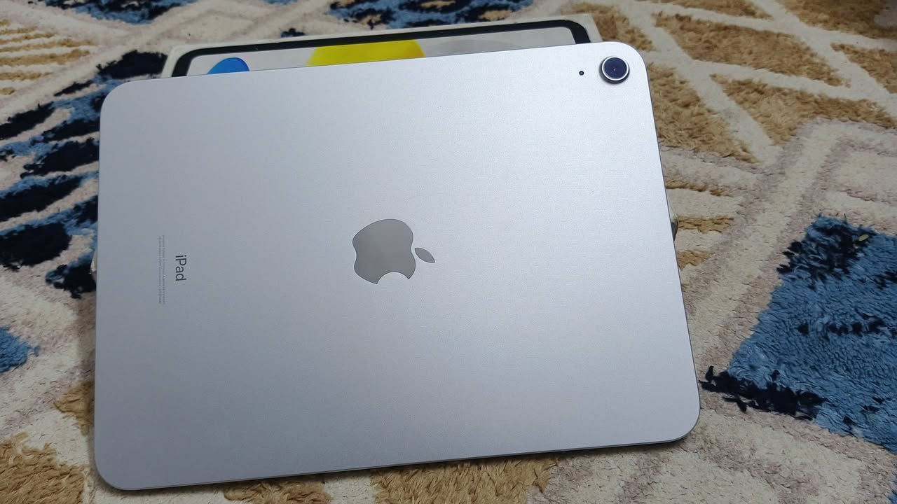 ايباد 10ابل  بطاريه 97ذاكره64 
نضيف كلش العنوان بغداد سبع قصور السعر 360
***********
