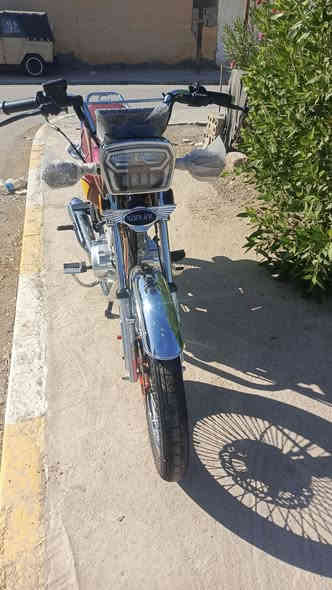 ياالله /// معرض الأخوين 🛵 
الاستفسااار //***********
***********
التااايكر ال 25 زيروو مديل 25 الشكل الحديث 
5 نمرر كيررر 🛵
استعمااال شي قليل نظافة 98٪٪ 
لوون مميززز مارووني 🟥 (( 5 اوراااق)) 
كفااالة عاامة دراجه جيسس اخت الزيروو
