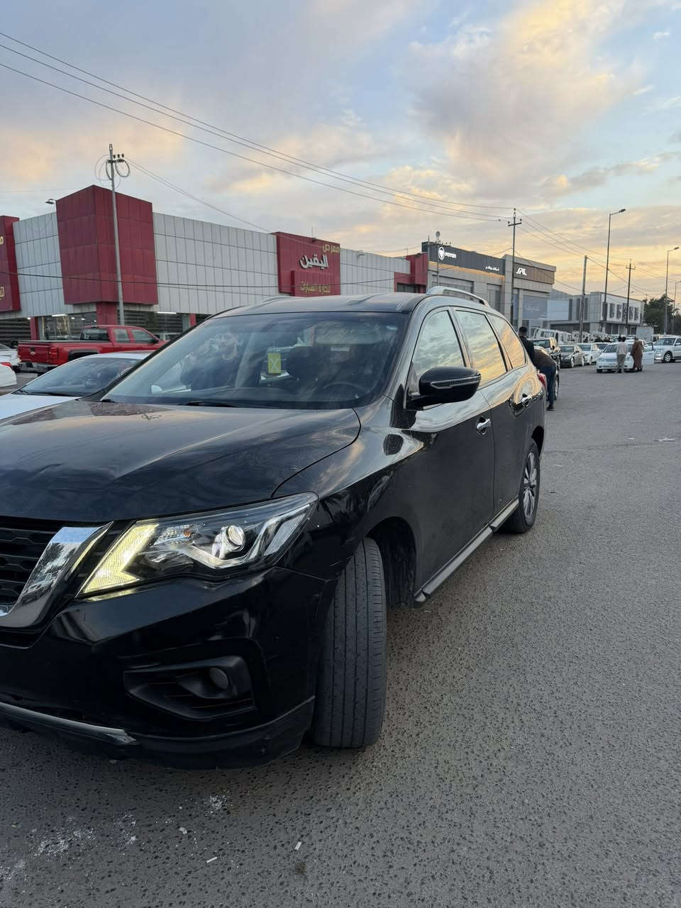 سلام عليكم نيسان باتفندر 2018
السيارة كلين تايتلل موجود سونرها 
سيارة فول عده الفتحه 
محرك 6 سلندر 
قطعتين تبريد 
سيارة 7 راكب 
محرك وكير كفالة 
سياره بيها فقط دعاميه اماميه مصبوغه والباقي رصعات 
لون السيارة اسود 
نشطه بيها دفع مصاير  
سياره ماشيه 135 الف حقيقي  
كشنات قلاب ومخمل 
فتحات USB 
مكان السيارة بغداد المنصور 
رقم السيارة سليمانيه تحويل ثاني يوم 

سعر السياره 135 ورقه يعني 13 ونص $وبيها مجال بسيط


**إذا كنت صاحب هذا الإعلان وتريد حذفه لأي سبب، رجاءا أرسل رسالة إلى الدعم الفني**