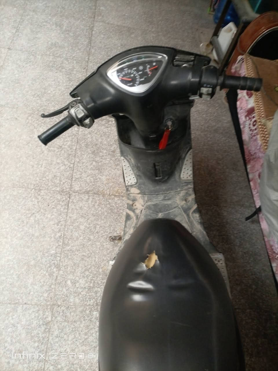 سلام عليكم دراجه ماكس عدله للبيع مكينه 55ونضيفه وكلجات رياضي السعر ٥٠٠وبيه مجال حك  الجيه ***********
عنواني بغداد الامين الثانيه
