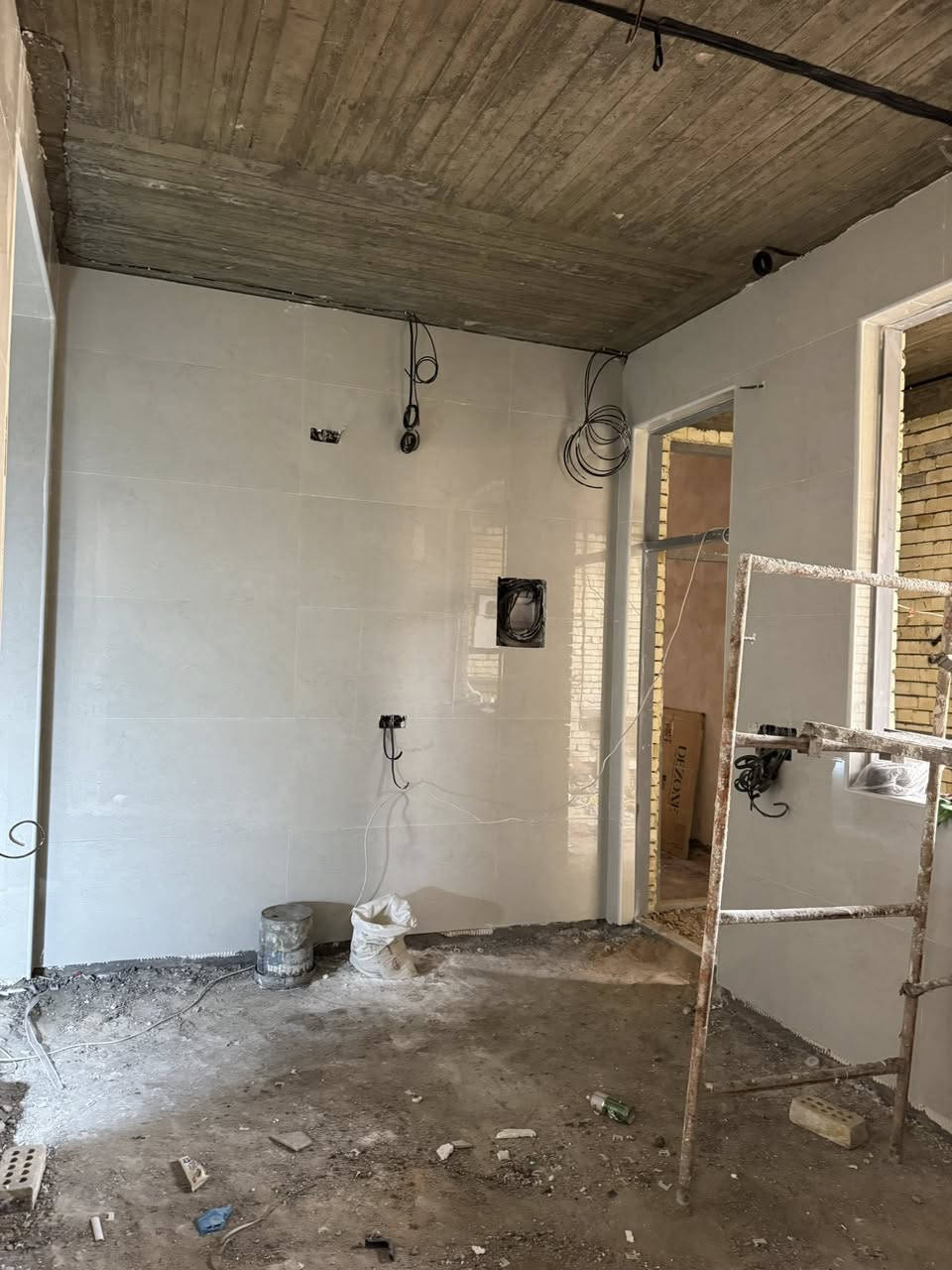 سلام عليكم خلفه سيراميك مرمر وكرانيت وبور سلين ولوح وبايات درج متفرغ حاليآ  فقط داخل كربلاء اتصل وخادم ***********
***********تحب تشوف الشغل  راسلني واتساب
