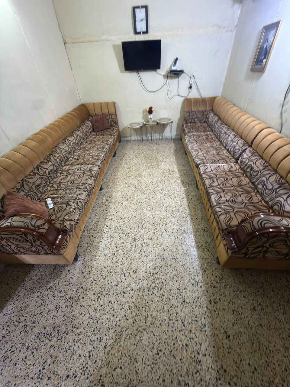 السلام وعليكم قنفات للبيع ٧قطع...السعر٢٥٠...واتساب ***********من رخصت الادمن نرجو النشر رحم الله والديك
