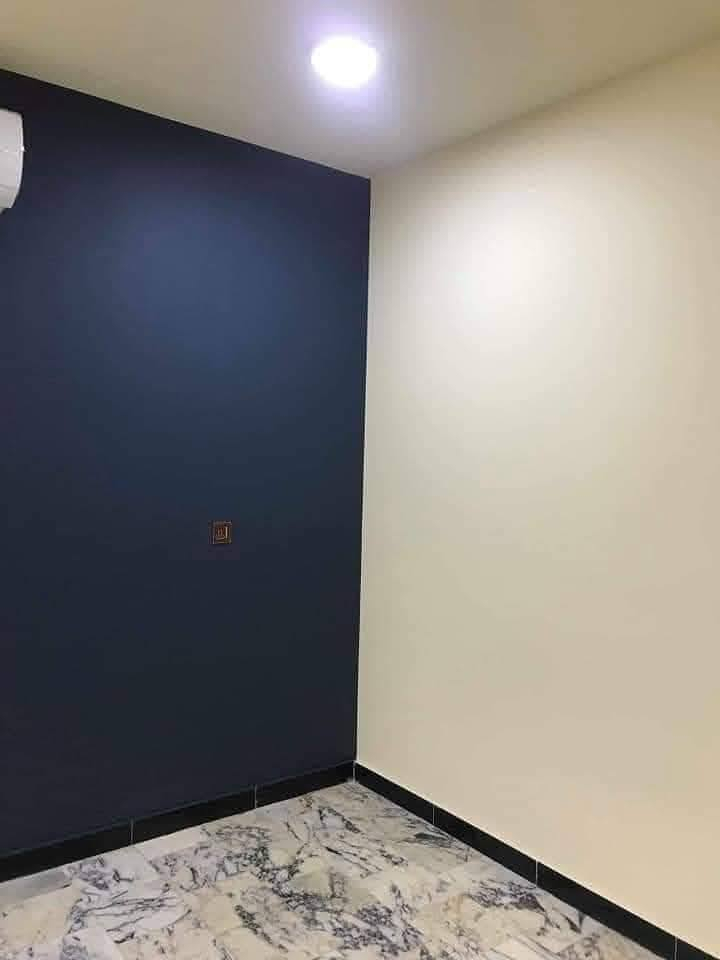 سلام عليكم صباغ ديكورات منازل شغل درجه اولى كافت نواع الصبغ شغل تسليم مهندس ولتزام  بلعمل ***********
