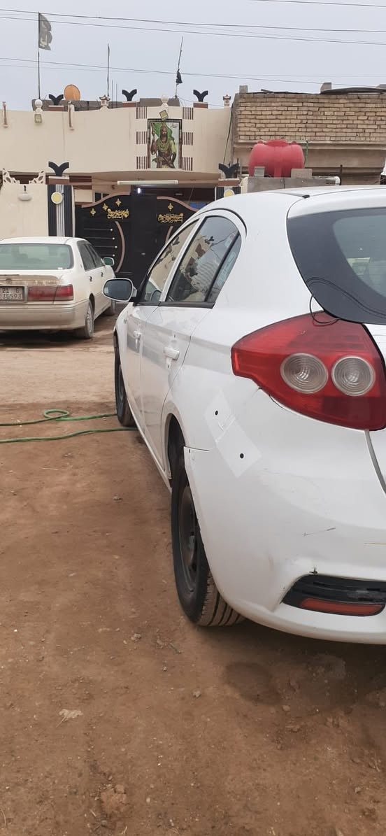 السلام عليكم 🫡
موديل 2014  برليانس
بأسمي ورقم بغداد
محرك لانسر
زوج تايرات جدد
مابيها دعمه
 عنوان تقاطع النهروان _  بغداد
الرقم / ***********
