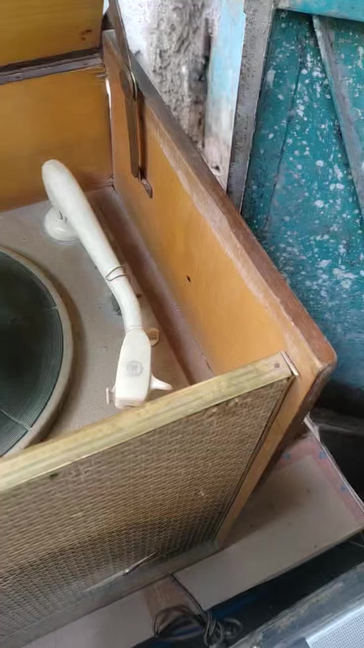 كرام الماني مايشتغل  التفاصيل بالمقطع
نهايته 40  توصيل 5000  ..  
للتواصل ***********
