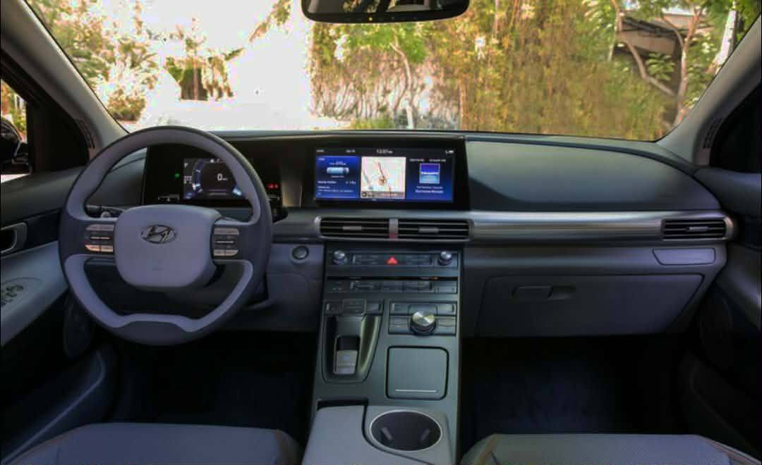 السلام عليكم هونداي نيكسون سياره هايبرد بيها عطل بسيط سياره موديل 23 السعر على الاتصال مكان السياره بصره السياره فول مواصفات قطعه واحده صبغ فقط ***********
