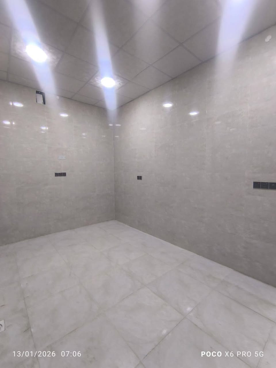 بيتين ركن طابو ب4000 مساحة كل واحد 120 متر مربع وليس شرك  مجاورات 
في الاسكان الاصناعي نزلة البو فياض قرب مدرسة الحريه 
ثالث بيت عن نزلة البو فياض سعر الواحد 108 قابل للتفاوض للاستفسار اكثر الاتصال ع الرقم 
***********
