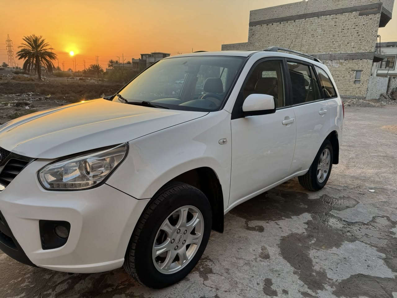 سلام عليكم تيكو 2013 جديده ماشيه 75 سياره كوله بلاديه خياس مابيه جراد مابيه اي شي مابيه بسمي صارت عندي طخه بل باب خلفي اليمنه بكانه بغداد هاتف ***********
