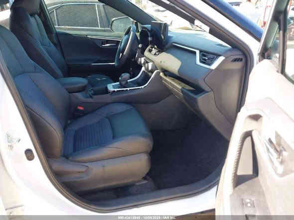 #اعلان_مزاد 📢#مشمول_حسب_كتاب_الشهداء
السعر بيع مباشر 💲23100$ 231 #ورقه
تاريخ المزاد يوم 2025/11/24
نوع السيارة :TOYOTA RAV4 XSE HYBRID 
عداد المسافة:11.013mi
الضرر كما موضح بالصور
📍 العنوان :الفلوجه شارع الجيش الشعبي مقابل مطعم أيوب المحمدي ومجاور شركة الوسيط 
📞 : 
📞 : ***********
...... بُراق علي فيصل المحمدي 

#مزاد_الامين_للسيارات_الامريكية_
#سيارات
