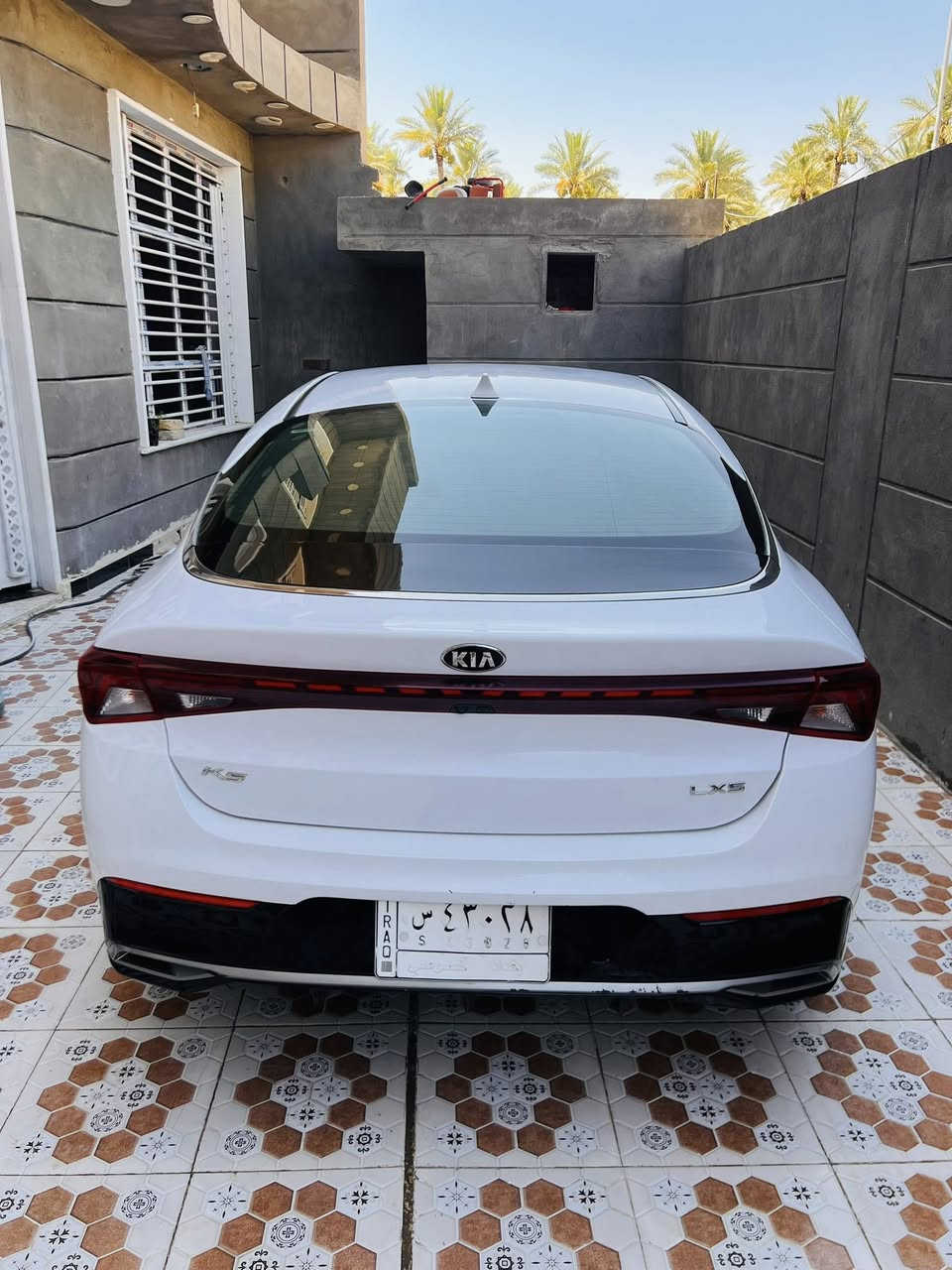 K5 2021 
بغداد بسمي تحويل مباشر 
الحادث بنيد فقط بدون دواخل وقطعتين كلير فقط شغل امريكا السياره ليبل واحد بدون فتح عدا البنيد
مكان السياره بابل المركز 
السعر ١٦٠ وبيها مجال 
للاستفسار  ***********
