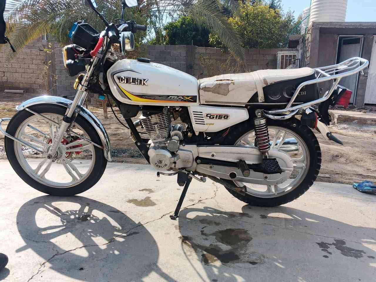 سلام عليكم دراجه سيفان موديل 23 ورقه موجوده محرك شرط كهربايت كامله بس بيهن كطع دراجه نقصه بس صجمات مال سلف فقط سعر 500 وبيه مجال مستعجل على بيعته الشراي يتصل ويدلل *********** ديالى شهربان 👍
