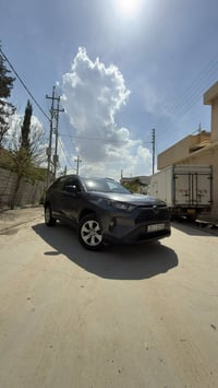 راڤ فور فئة Le موديل ٢٠٢١ ممشى ٦٠ الف  الضرر - صندوق خلفي مبدل بلادي م...