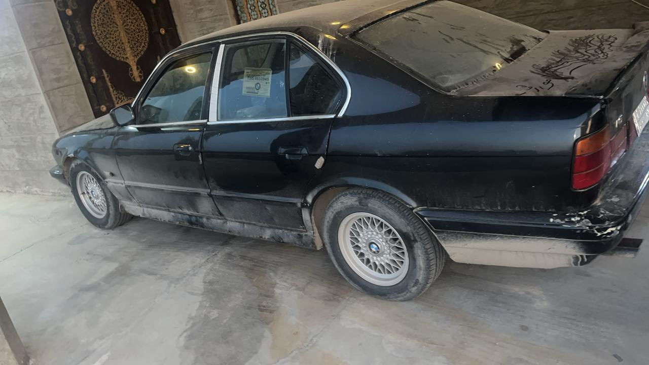 إسلام عليكم ٥٢٥ اصل سنويه وبليته مكينه مفتوح وار يابان بدون فتحه سياره بيها الكير ٣ نمر فقط كنترول فقط مكينه حلوه وكيرها مابيه شي فقط كنترول  رقم انبار تحويل مباشر الويل مبدل مونفس الي بصوره تخم تاير غرفتها حلوه صبغتها حلوه مابيها حادث قوي كهربائيات كلها شغاله بيها بدايه خياس بدوسات للبيع السعر ٣٧ بيها مجال 
لتواصل خاص أو واتساب أو اتصال 
***********
