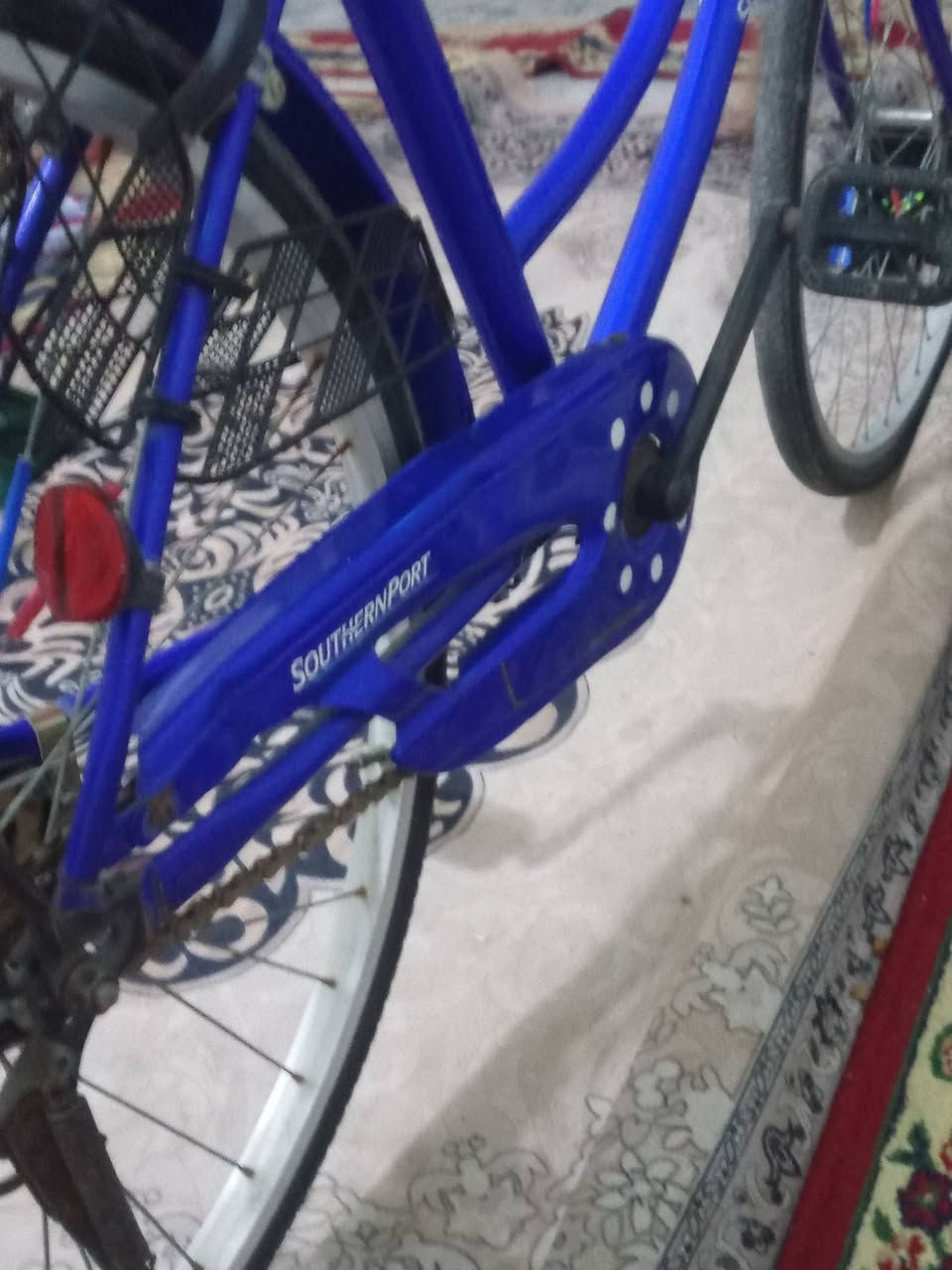 بايسكل بنات للبيع حجم 26 موديل 18 بايسكل نظافته 100% المكان بدامون ***********
