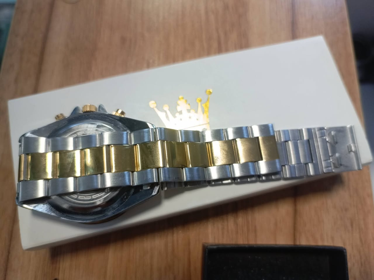 اخوان 🌹
ساعه بهذا الشكل كلش حلوه ومرتبه 
بيها مشكله بالسير مالته نفس مواضح بالصورة 
اعلى سعر بالعافيه.. 
#الجميع


**إذا كنت صاحب هذا الإعلان وتريد حذفه لأي سبب، رجاءا أرسل رسالة إلى الدعم الفني**