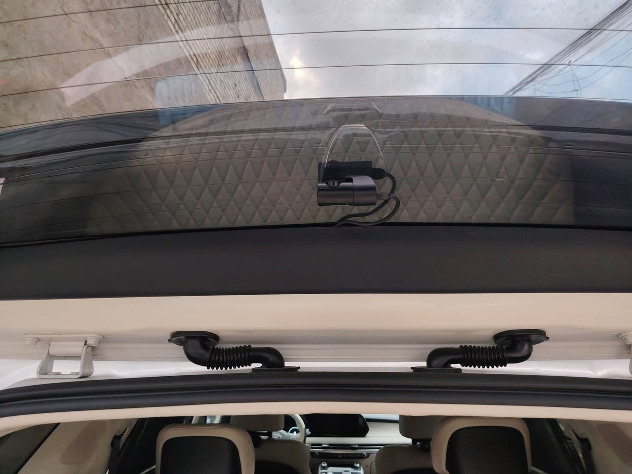 السلام عليكم بلاسايد 2023 كالكرفي  وارد كوري

Hyundai Palisade 2023 White 3.8L
           

          حجم المكينه : 3800 V6
      الضرر : كلين بدون ضرر مكفول 
                    
المسافة المقطوعة:32 الف كيلومتر

#مواصفاتها
1. شاشه 
2.كامرات 360
3.بنوراما طكتين
4.بصمه عدد ٢ +كارت تشغيل
5.كشنات جلد
6.تشغيل عن بعد+تقدم وترجع بالبصمه
7.تدفئه بالكشنات
8.حساسات خلفيه امامي
9. رادارات 360 +كامرات + كامرات تسجيل داش كام
10.رادار امامي
11.لد امامي
12. سبعه راكب
13.فور ويل
14. اشاير بالمري
15. ايقاف ذاتي
16.تبريد مركزي ٣قطع
17.تحديد مسار
18.بردات خلفيه
19. داتا شو
20.شحن وايرليس

#السعر : الطلب في التعليقات *********** للاستفسار اتصل
