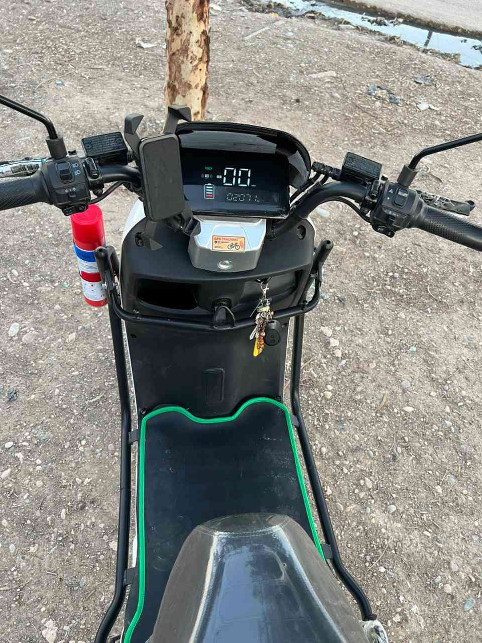 سلام عليكم
ماطور شحن
المواصفات
موديل 2025
بصمة تشغيل واطفاء عن بعد نضام كرت تشغيل
نظام منع سرقة
نظام انذار
6 بطاريات دبل 36 امبير
ملف 2000
شاحنة الاصلية
رجوع ال الخلف
بريكات هيدروليك
عالي ناصي
عالي رماش
دبلات فول
مع جنطة هدية
يمشيك 75 كيلو حقيقي
سرعة حقيقية،
نضيف  100/100
التواصل
***********
العنوان
موصل ايسر
 السعر 750
