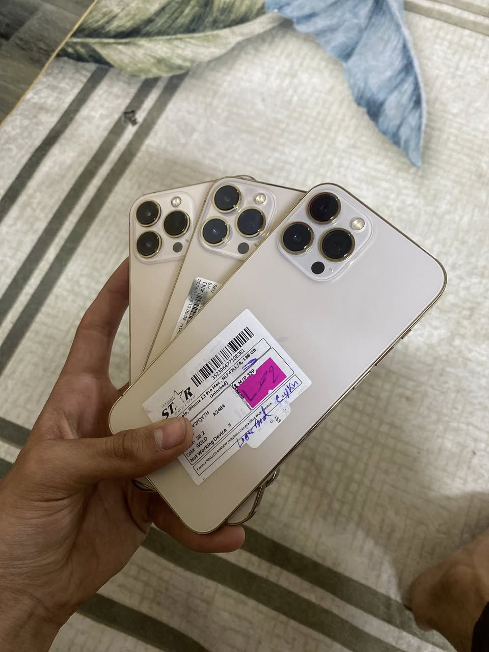13بروماكس ذاكره 128 بطاريه 85 الى 93 اجهزه كفاله عامه وتربروف اشعار قطعه اصليه من ابل عنواني بغداد العطيفيه سعر القطعه (600) قفل بدون اي عمله للتواصل علرقم ***********
