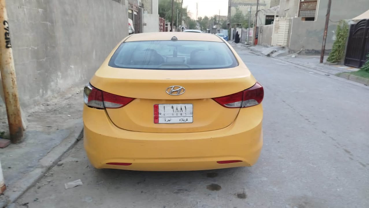 للبيع سيارة الالنترا موديل 13 وارد امريكي محركها كايم ابيع على وضعها السعر 85 ورقه وبيها مجال حق سعر المكينه الجديدة العنوان بغداد الدورة ابو دشير رقمي ***********
