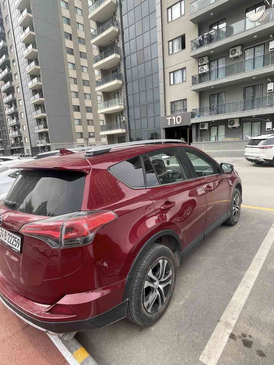 رافور وارد امريكي موديل ٢٠١٨
كير وماكينه بشرط 
مواصفات 
تشغيل عن بعد 
رادار امامي
تحديد سرعه 
ماشيه ٢٠٠ ميل 
لون ماروني 
حادث مالو صندوق  السعر ١٥٠ ومجال زين بي للشراي
رقم هاتف ***********
