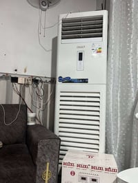 سبلت كنتوري • ٣ طن • مستعمل نظيف