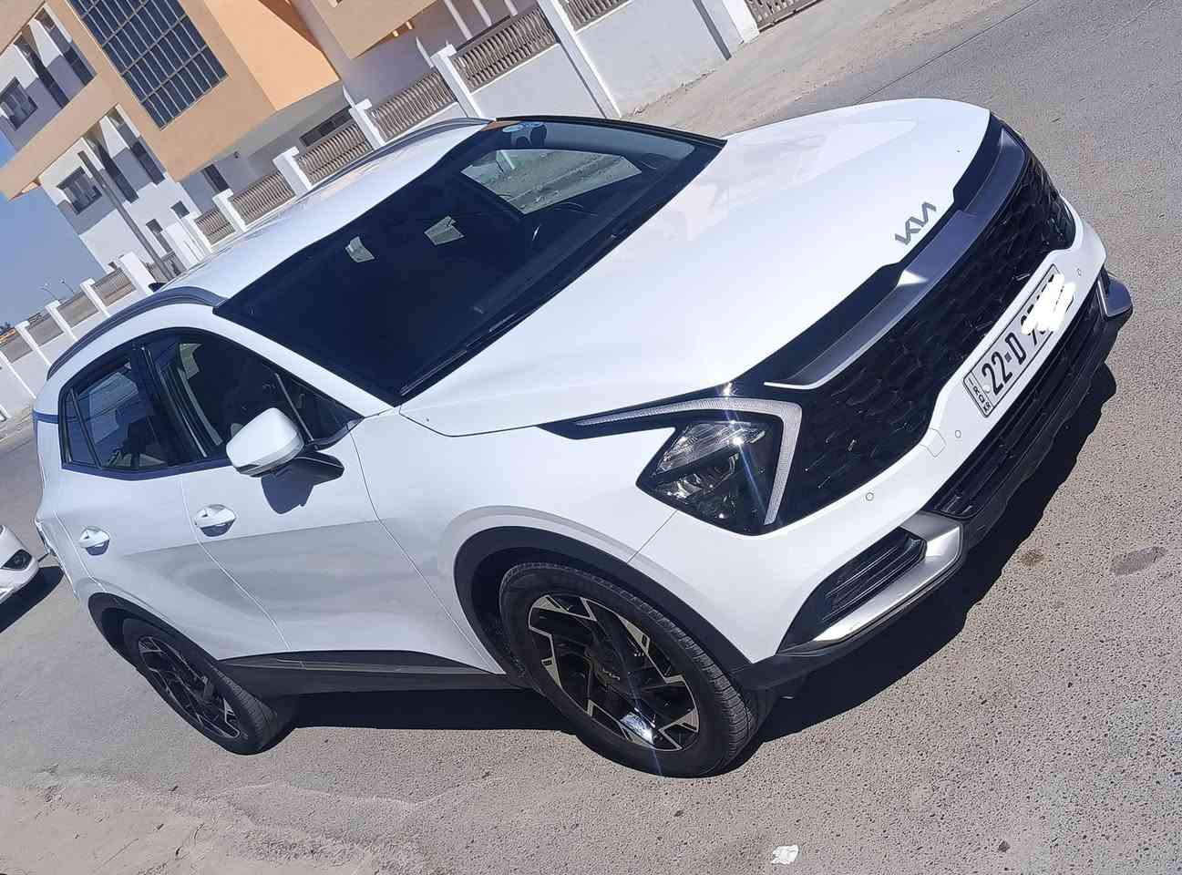 السلام عليكم .
سبورتج 2024 اربيل شركة أكدال 
خليجيه ماشيه 29 الف كم السونار مرفق مع الصور .
مواصفات .
محرك 2000
بصمه باب خلفي كهرباء 
كرسيين كهرباء سايد بريك بصمه 
كشنات وستيرن هيترات حار 
نقطه عمياء اوتوهولد 
شاشه متصله كاميرا اصليه حساسات
لد امامي ولايته زنون بلادي 
مرايا شفط نضام ترحيب 
شفرات ستيرن 
تحكم ستيرن جهتين .
نضام تزحلق نضام إيكو.

مكان السياره بغداد .

السعر 220 ورقه بيها مجال .

***********/غير متواجد على الفيس .
