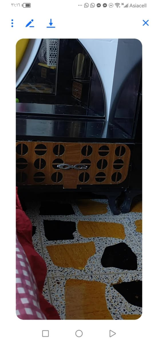 السلام عليكم غرفه تركي مستخدمه نضيفه
سعر ٤٥٠ مكانها قرب محطه الوقود الداخليه في الزبيديه
***********
