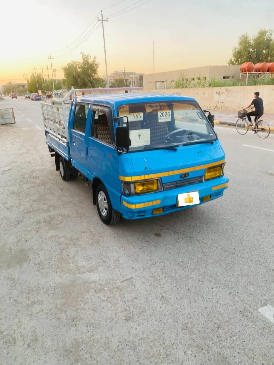 للبيع كيا   94  رقم بابل شرط التحويل كير محرك جديد محرك 2700  تخم تاير جديد حداديه جديده ورك جديد كهربايات شغاله  السعر 45.  بيها مجال مكان واسط رقم الهاتف ***********/***********
