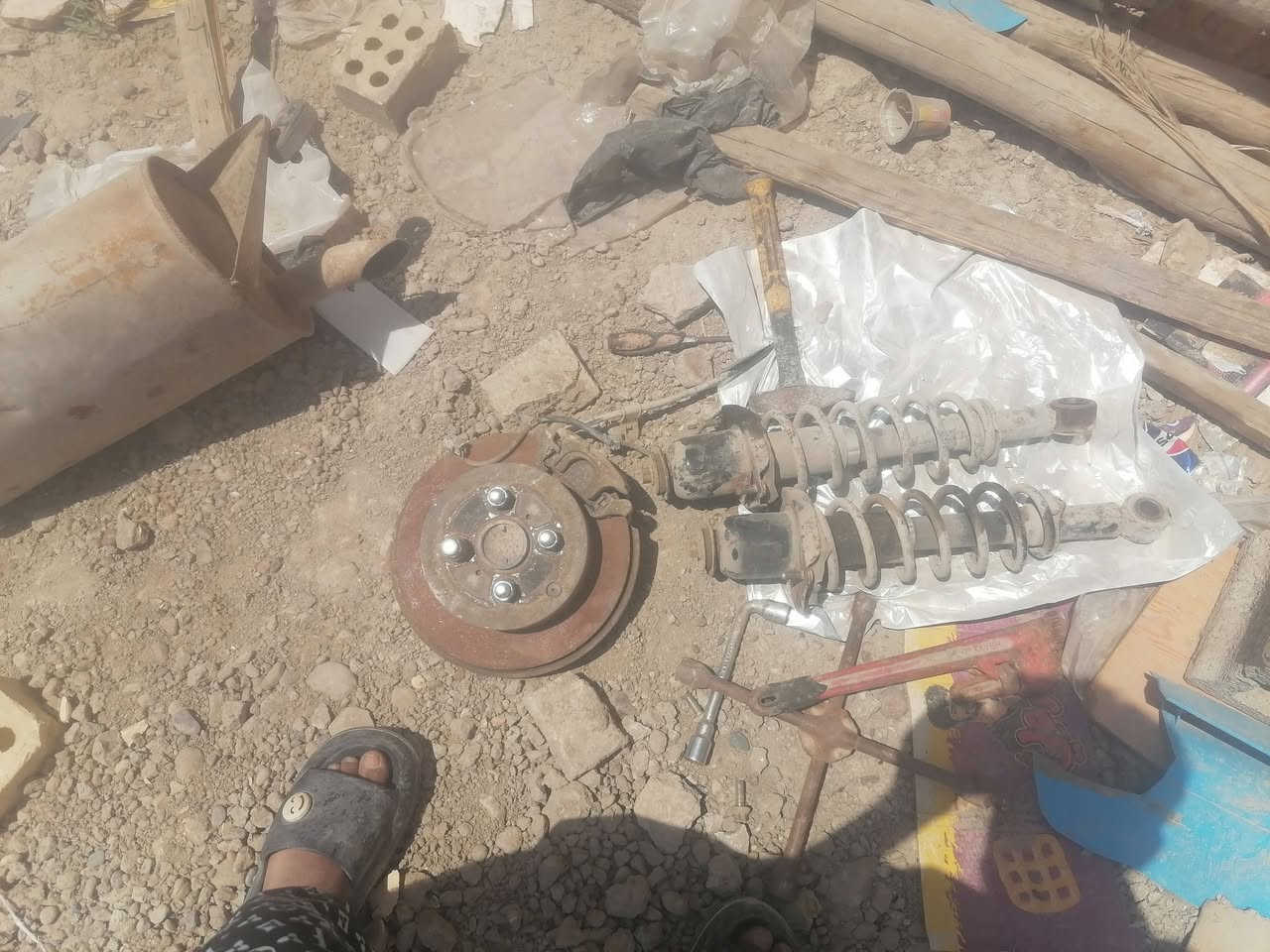السلام عليكم اعراض تطبيق نيمان للبيع عنوان بغداد سبع البور هذا رقم ***********
