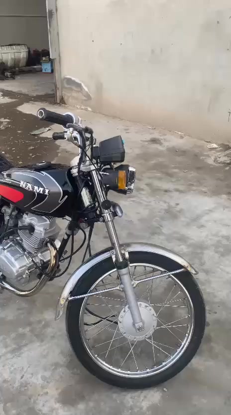 سلام عليكم شباب نامه شلامجه للبيع مكان شهربان 
خاص موجود 
***********
دراجه كامله اني نقص ما بيه كهربات شغاله
