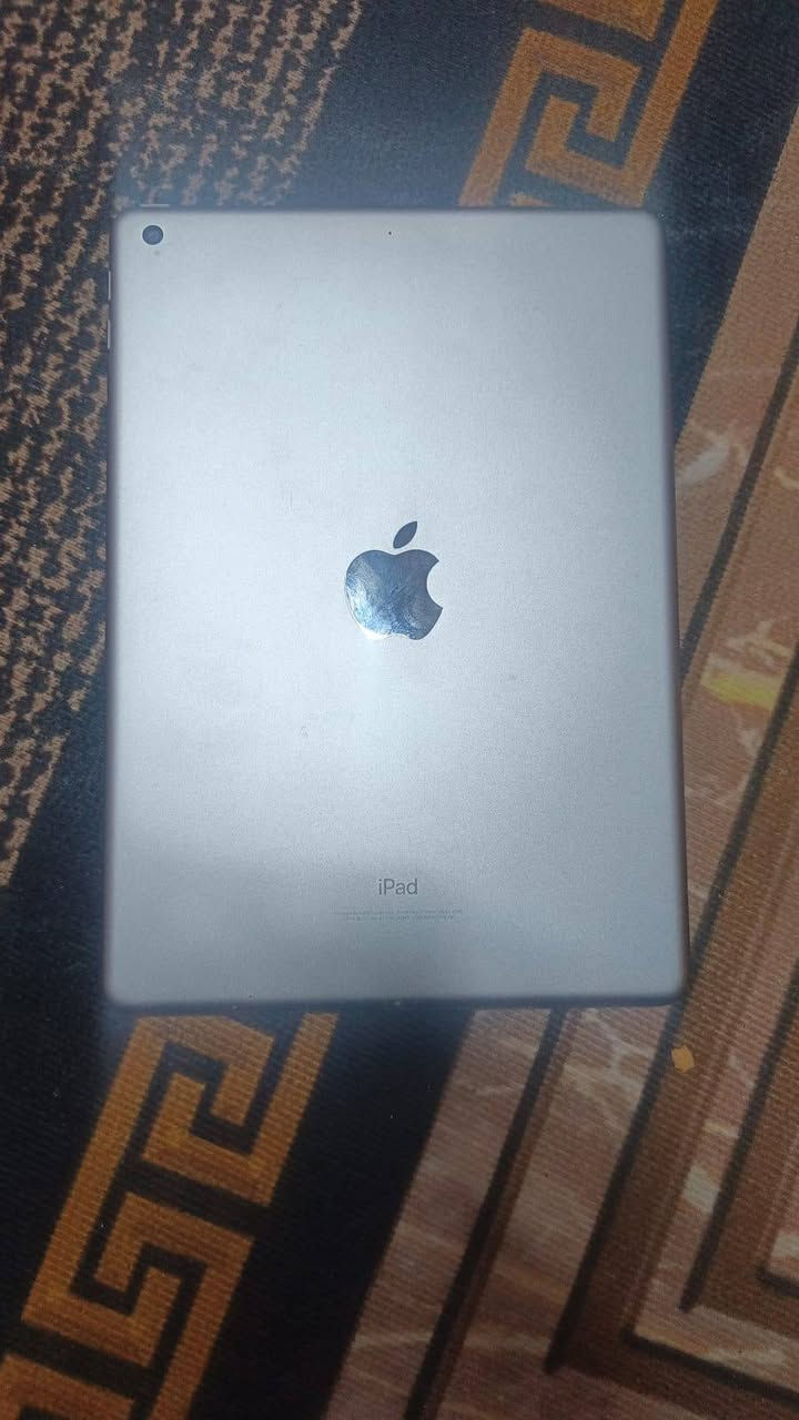 سلام عليكم مقالات للبيع ايباد ونبغان النقال سعره 350 والايباد 200) (***********

