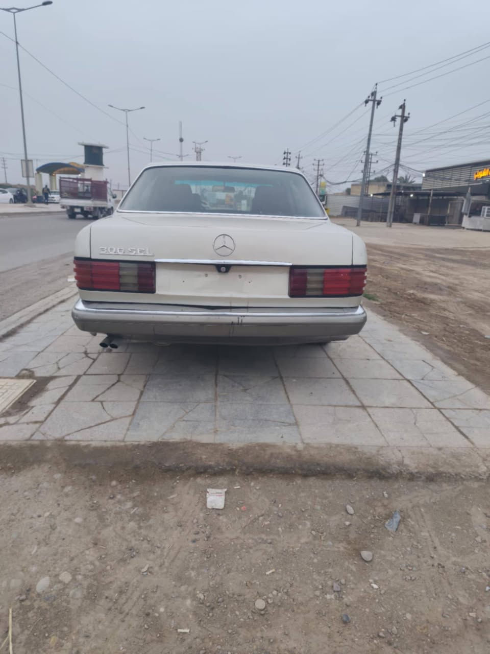 سلام عليكم مارسدس جامبو مديل 87 محرك بلادي بيهة بدايت بخار بدون خياس ولا قواعد ولا شواصي صدر 80/100 مصبوغة لجامالية تخم تاير غرفتهة حلوة سيارة تحويل ثانيوم رقم بغداد سعر 70 وبيهة مجال ***********
