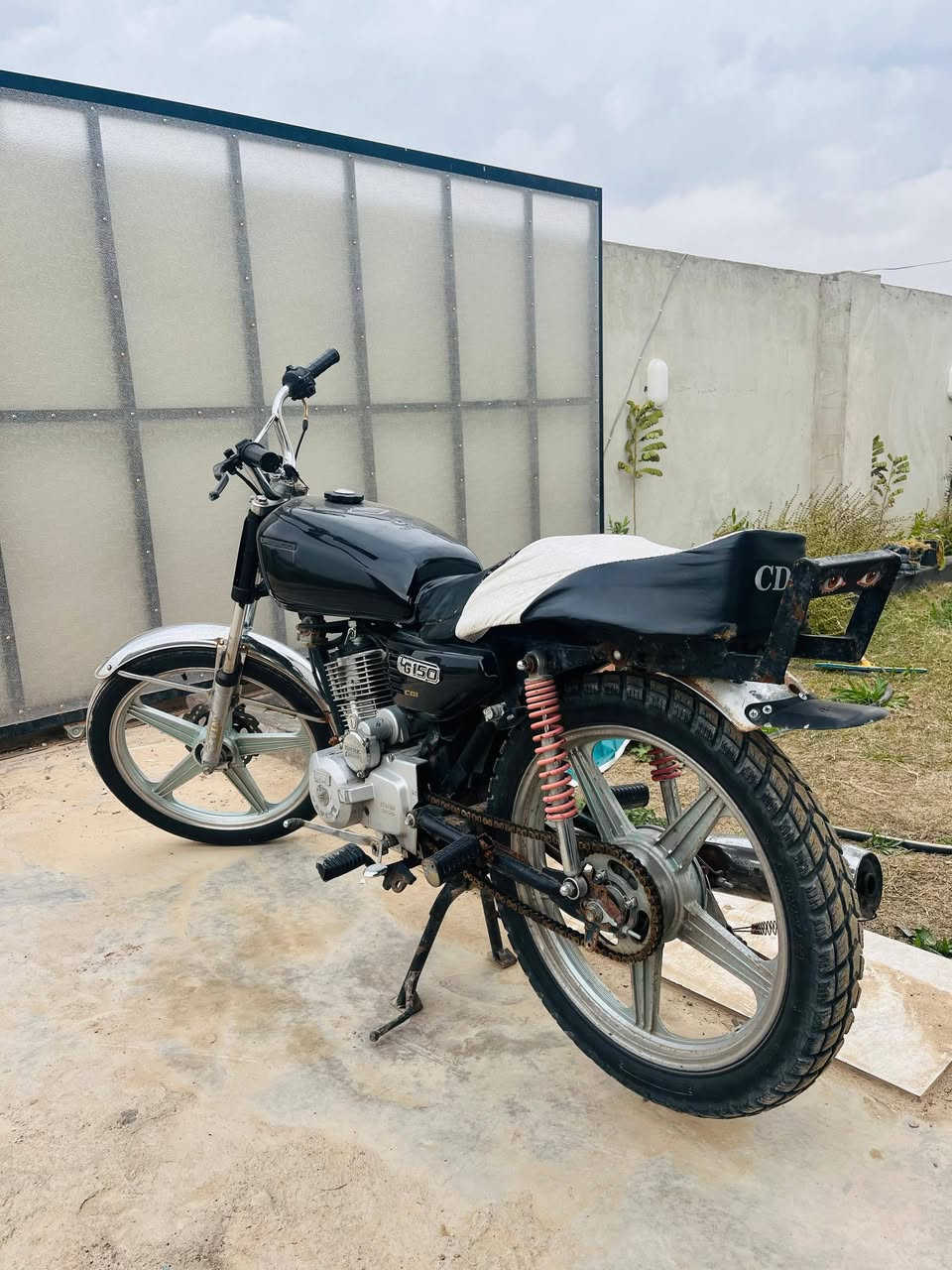 السلام عليكم 
دراجه سيفان حربي 2019
السعر 275.       ديالى الخالص هبهب 
***********
