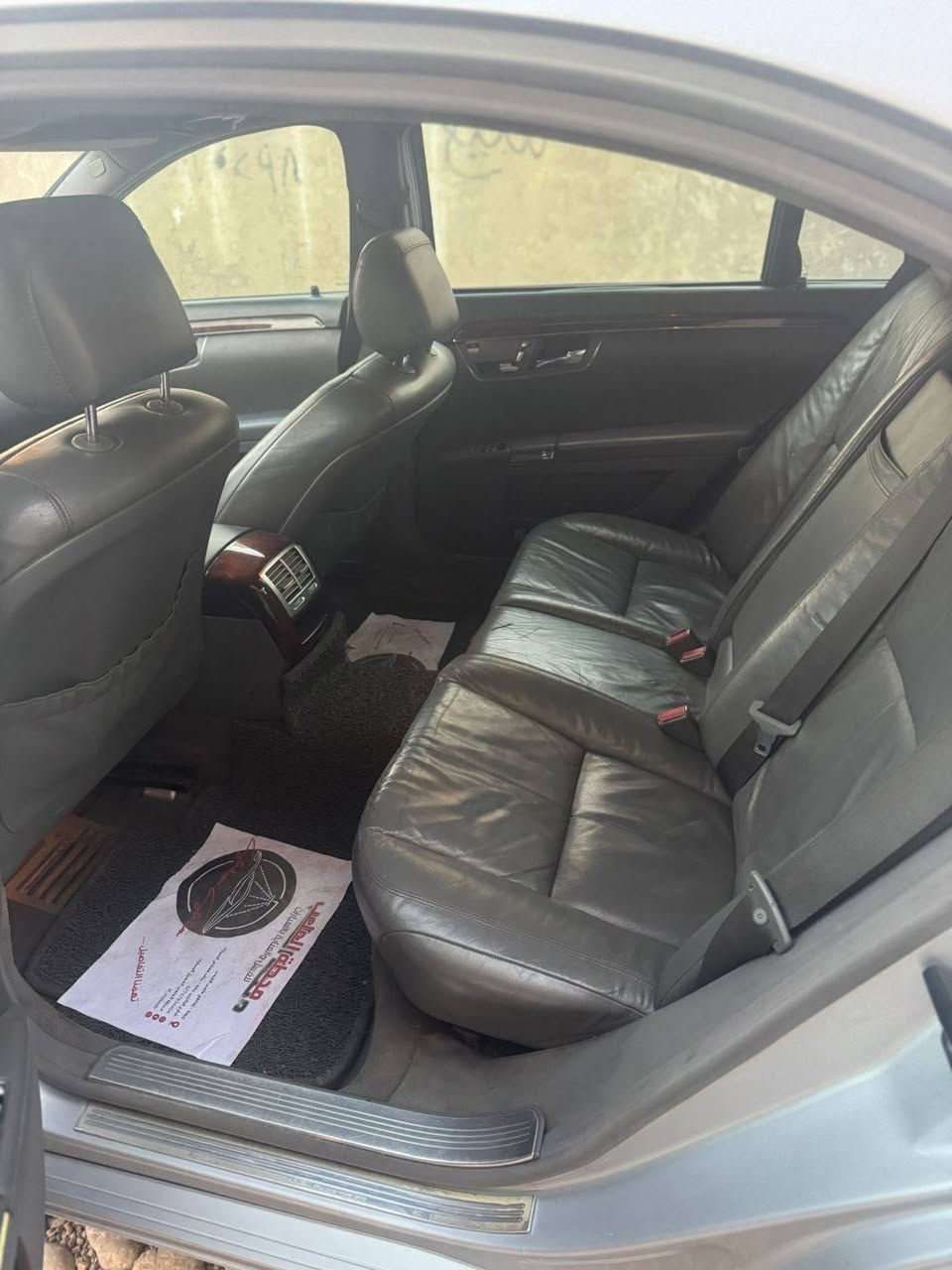 سلام عليكم مارسدس s 350 لارج خليجي كفاله عامه بدون صبغ بدون حادث فقط قبق جنطه مبدل ونفس لون سياره بانوراما كشنات جلد كهرباء حساسات خلفي امامي كامره بلاديه بيبان شفط مري شفط مكينه كير كفاله عليها سيرفس كامل بدون مصرف موديل 2008 ماشيه217 الف عنوان بغداد سبع البور ***********  ***********
