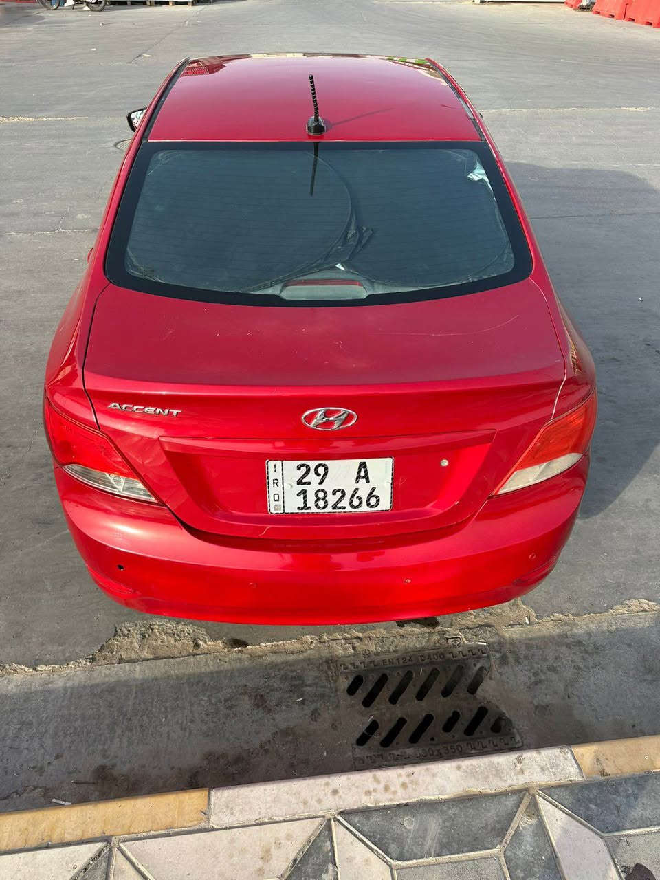 السلام عليكم
اكسنت موديل  ٢٠١٦ بأسمي رقم واسط  انكليزي تحويل مباشر / ارقام وهزه وسنويه جدد كلهن 
مكينه كير مكفولات مكينه ١٦٠٠ تبريد ثلج  تخم تاير جديد ، حداديه جديده 
فقط رش ٣ قطع بدون اي دواخل 
السعر ٨٣
العنوان الديوانيه مركز
*********** ديوانية, القادسية
