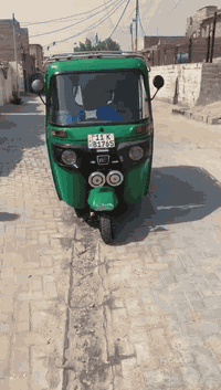 تكتك ٢٢ رقم وسنويه بسمي كفاله عامه ماعده الدوس معمره السعر ب٩ونص وبيه مجال  مكاني مدينه الصدر قطاع ١ رقم ***********
