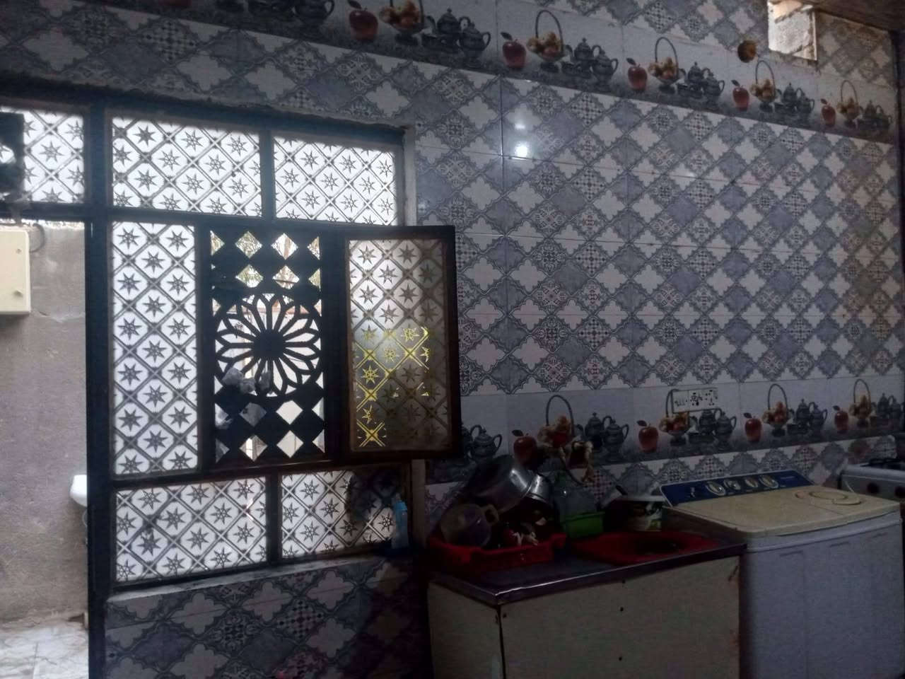 الناصريه _ منطقة الخميسات بيت كامل جاهز للسكن قريب جدا من الشارع العام التبليط 
مساحته 130 متر 
السعر 35 وبية مجال قليل 
للاستفسار ***********
