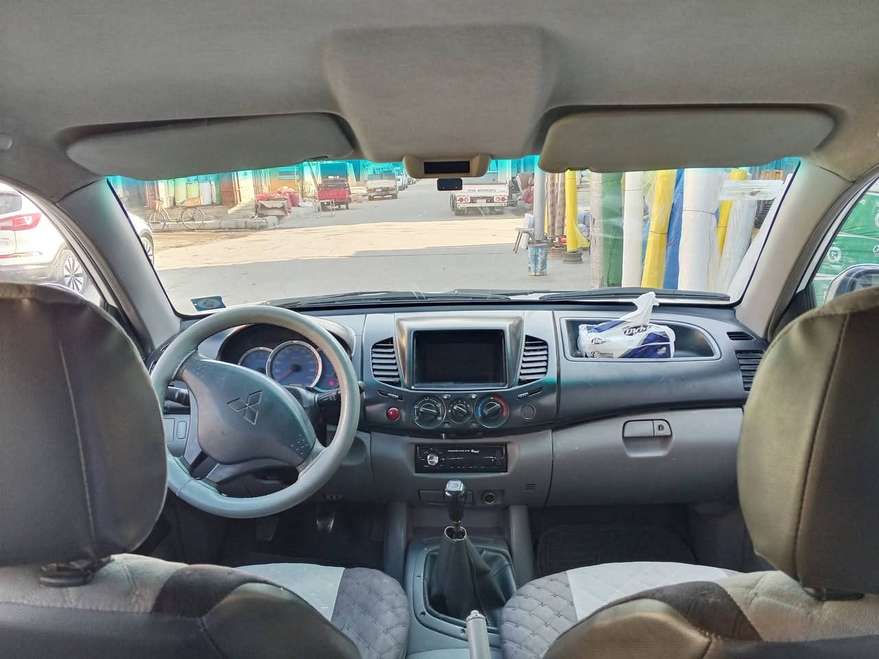 مسيبوشي l200 2007 السيارة رقم بغداد مشروع وطني السيارة نظيفة نقصهة بس تبريد صبغ قطعة  صغير بل جاملغ ونص باب مصبوغ ورة السايق السيارة محورة محرك بطة 🦆 3000 السعر 85 وبيها مجال للاتصال ***********
***********
