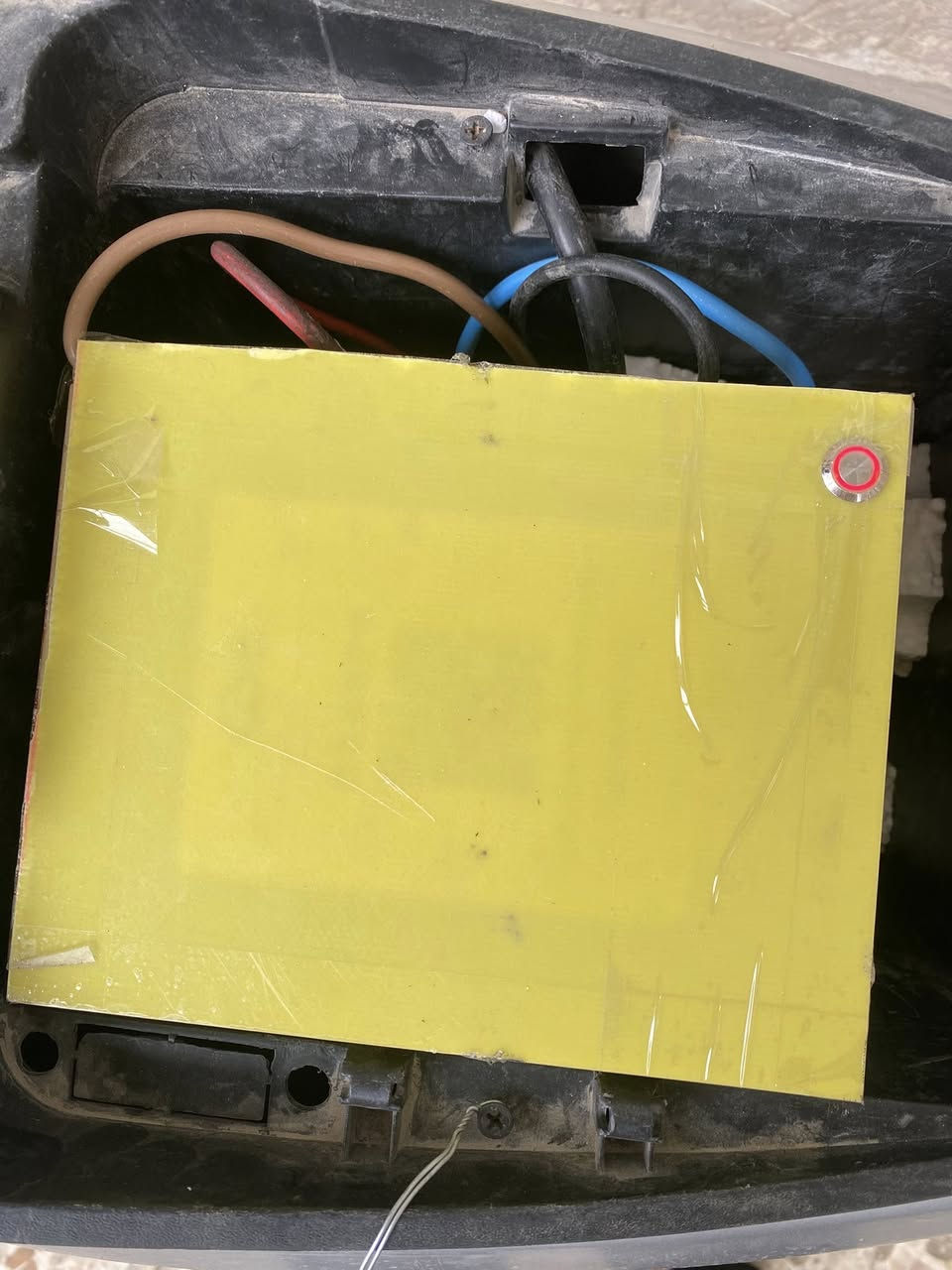 حبايب هاي بطاريه شغلي وتم فحصها وبعدها ما مغلفه
ليثيوم فوسفات حديد يريد يطلب منها اسعاري كلش  زينه وبخدمتكم
بطاريه ٤٨ فولط و ٣٠ امبير ب ٣٢٥
بطاريه ٦٤ فولط و ٣٠ امبير ب ٣٧٥
بطاريه ٧٢ فولط و٣٠ امبير ب ٤٢٥ 
امانه الله شغل مضبوط ويجي يريد اكثر من وحده اتساهل وياه بسعر


**إذا كنت صاحب هذا الإعلان وتريد حذفه لأي سبب، رجاءا أرسل رسالة إلى الدعم الفني**