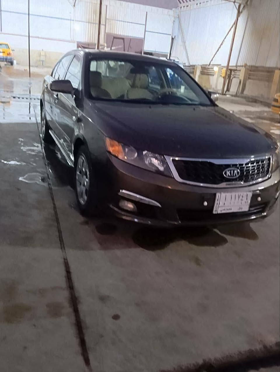 سلام عليكم  البيع اوبتيما موديل 2009
رقم بابل خصوصي 
السياره نضيفه محراك وكير نضيفات 
حداديه نضيفه عليه تخم تاير تفاصيل كثر عله رقم ***********
