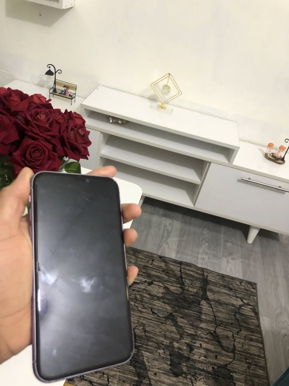 سلام عليكم حبايب ١١عادي مبدل شاشه نوعيه وسط لمس ماشاءالله تبارك الله كلش حلو جهاز مال الاهل ستعمال كلش قليل ذاكره 128 بطاريه 74 حقيقيه جهاز امانات الله لو ممحتاج فلوسه ما ابيعه لن كلش حلو جهاز تجي تفحص بنفسك انته سعره 200وبي مجال بصيط عنواني كربلاء الجمعيه .للتصال ***********
