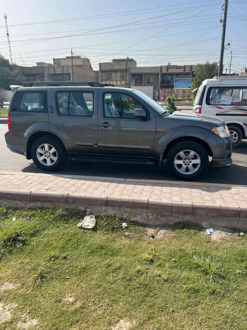 سلام عليكم نيسان باثفندر 2009فول مواصفات SE سيارة مكفوله من ضربه وصبغ عده شبر بلجاملغ الخلفي سيارة امريكي مابيها حادث مكينة كير حدادية مكفوله بسمي تحويل ثاني يوم السعر 105 وبيها مجال مكاني بغداد ***********
